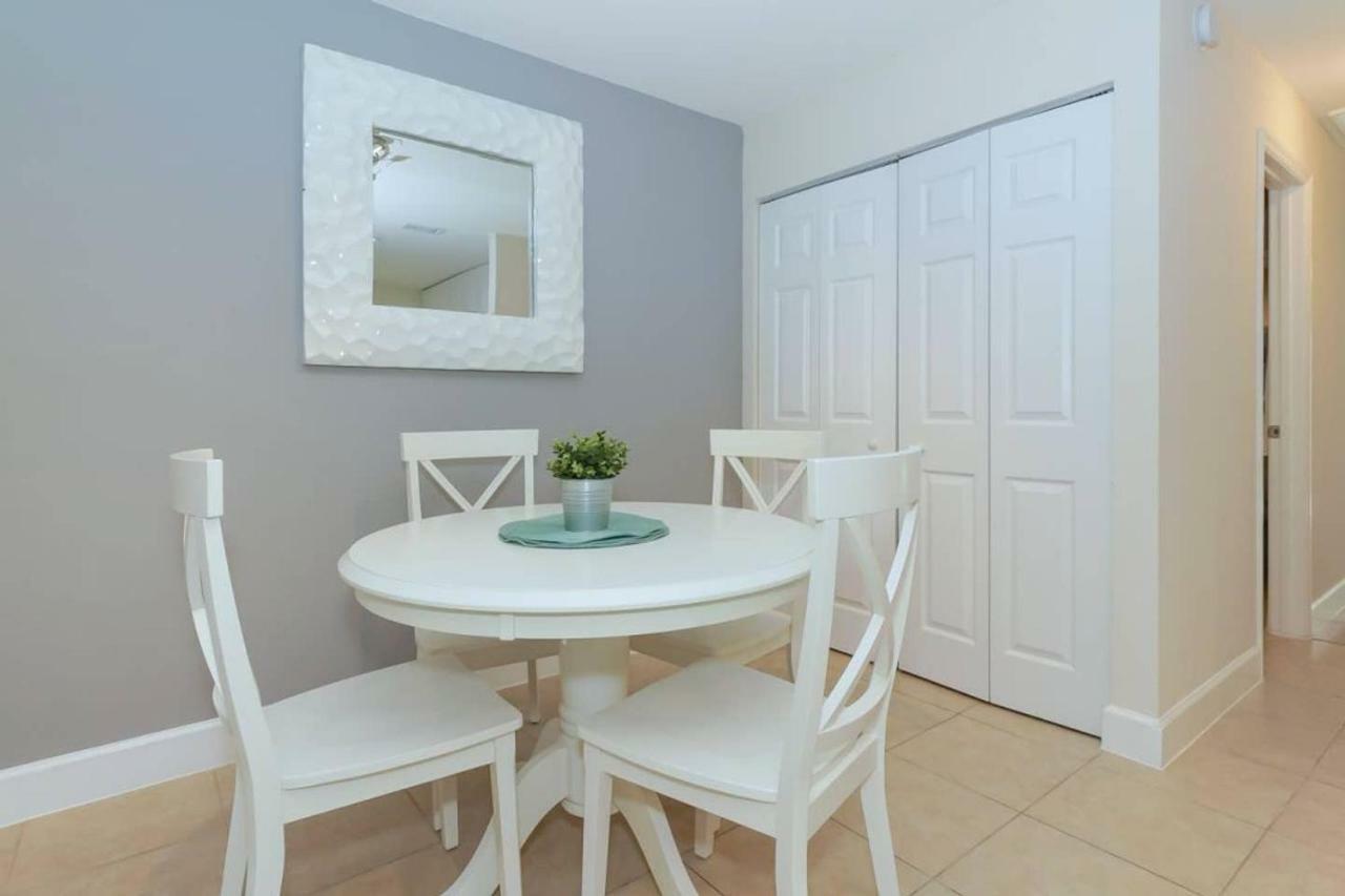 Lovely Cottage - Close To Siesta, Shops & Dining Sarasota Esterno foto